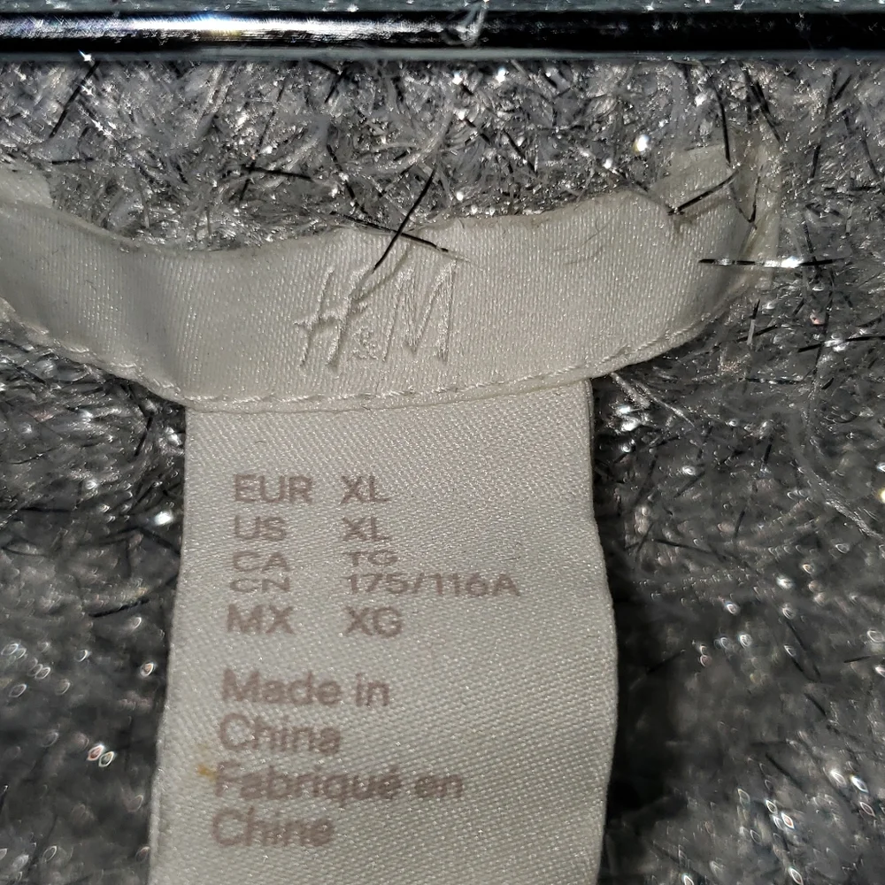Silver Sweater - Picture 5 of 6